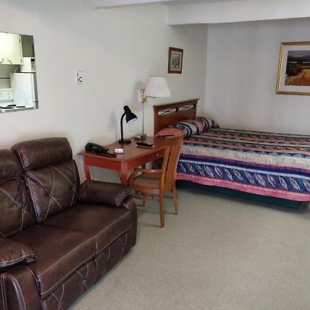 Siesta Inn Vanderhoof Dış mekan fotoğraf
