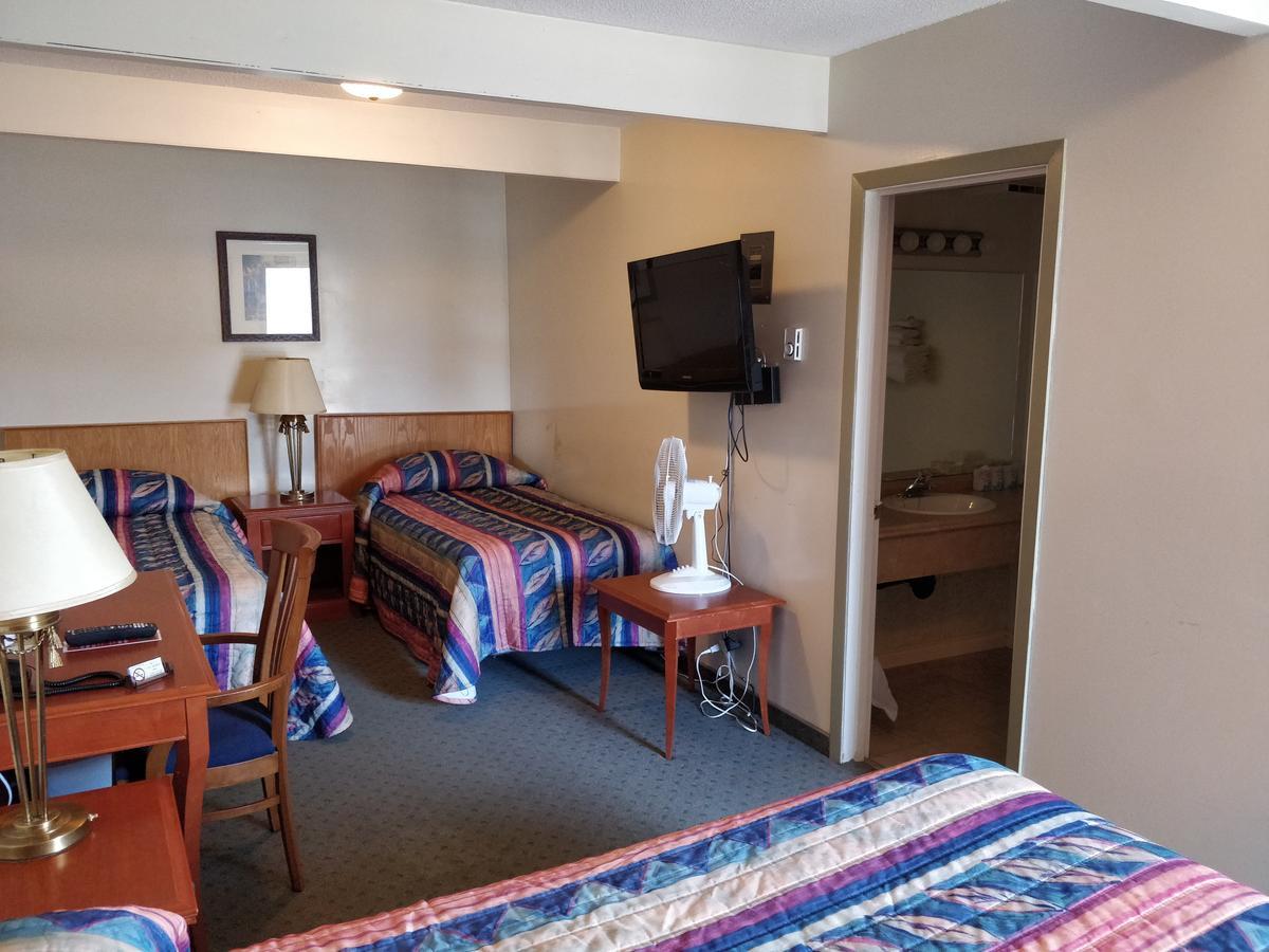 Siesta Inn Vanderhoof Dış mekan fotoğraf